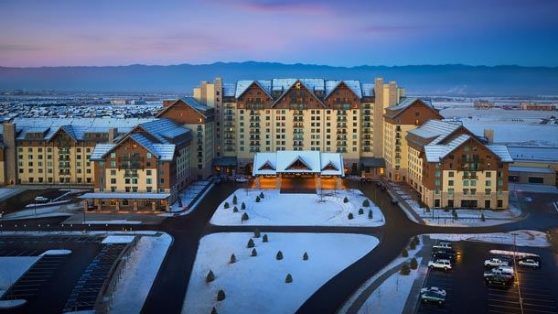 A Look Inside BEC2022 Headquarters: Gaylord Rockies Resort